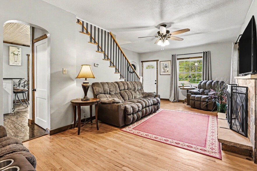 2175 E Hinchman Rd, Berrien Springs, MI for sale - Building Photo - Image 3 of 49
