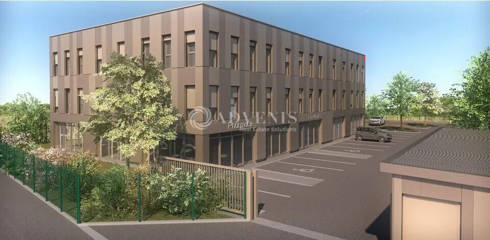 Office in Villefranche-sur-Saône for lease Building Photo- Image 1 of 5