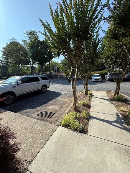 1831 Independence Sq, Dunwoody, GA à louer - Autre - Image 3 de 14