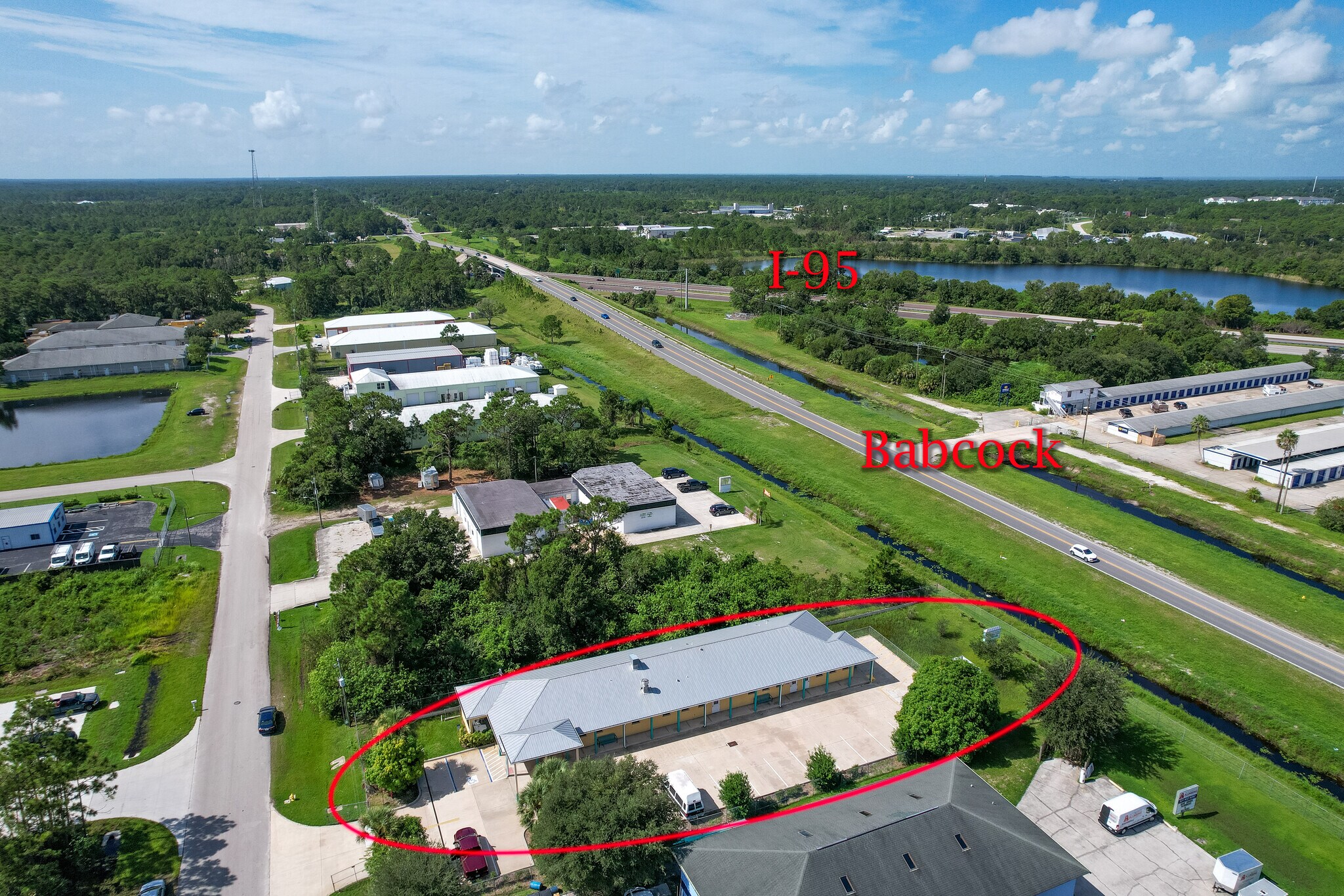 422 Martin Rd SE, Palm Bay, FL à vendre Photo du bâtiment- Image 1 de 40