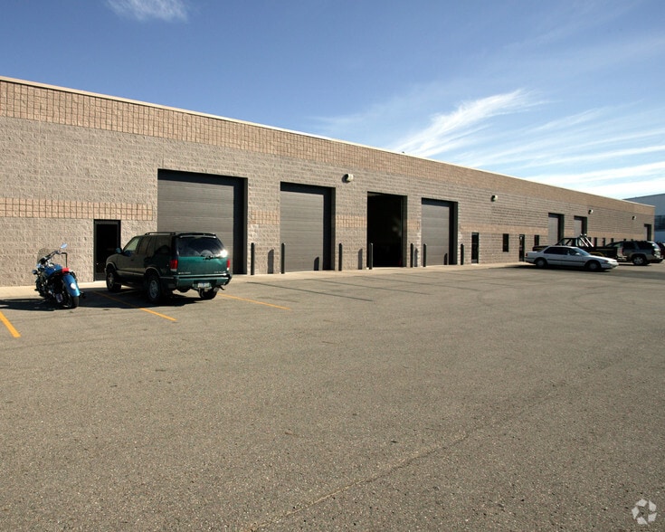 3370 Busch Dr SW, Grandville, MI à vendre - Photo du bâtiment - Image 2 de 73