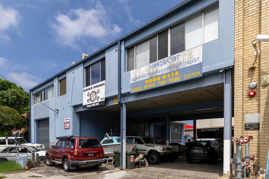 23 Chard Rd, Brookvale à louer - Photo du bâtiment - Image 2 de 3