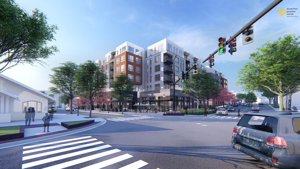 1015 S Main St, Greenville, SC à louer - Photo du bâtiment - Image 1 de 1