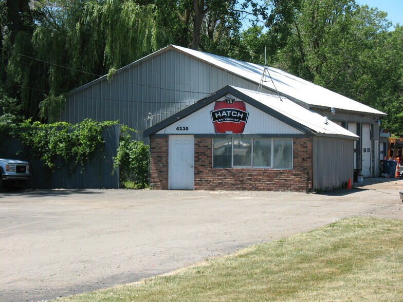 4230 Dye Rd, Swartz Creek, MI for sale - Primary Photo - Image 1 of 3