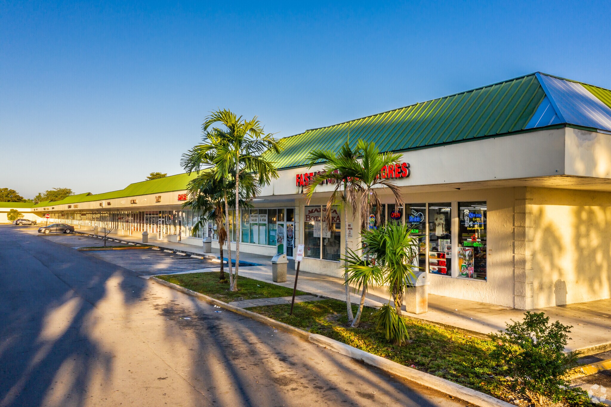 6811-6969 Sunset Strip, Sunrise, FL for lease Primary Photo- Image 1 of 6