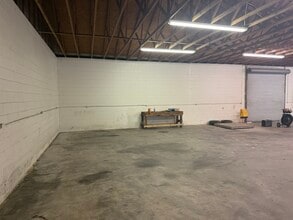 1453 Hickory Crossing Rd, Hartwell, GA for lease Interior Photo- Image 2 of 13