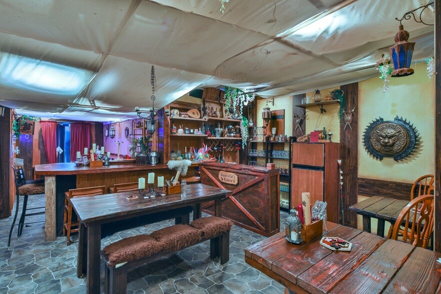 1230 S Olive St, Los Angeles, CA for lease - Interior Photo - Image 3 of 19