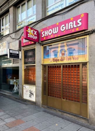 Plus de détails pour Multi-résidentiel à vendre