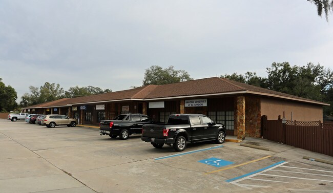 More details for 1014 W Dr. Martin Luther King Jr Blvd, Seffner, FL - Retail for Lease
