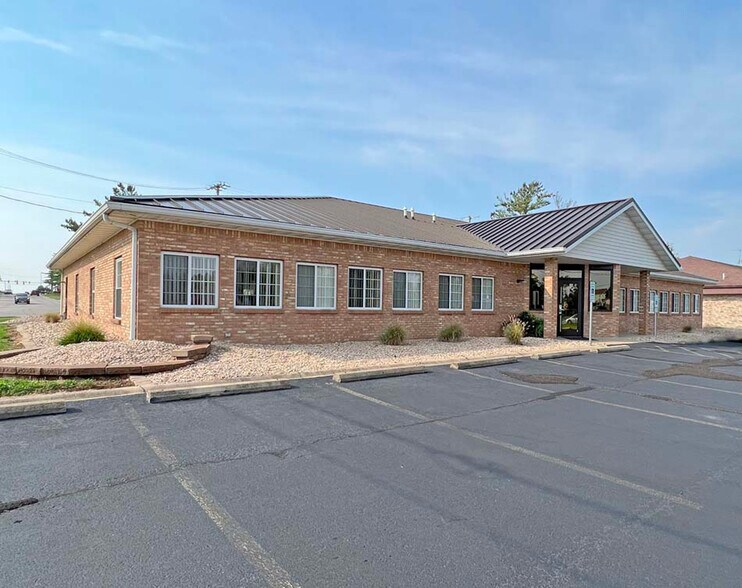 801 W State St, O'Fallon, IL à louer - Photo du bâtiment - Image 1 de 21