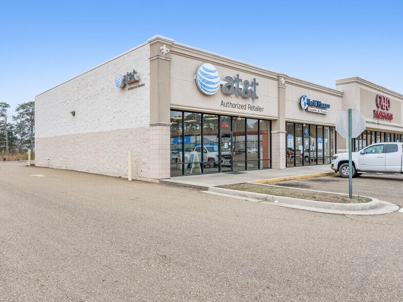 771 Sterlington Hwy, Farmerville, LA à louer - Photo du bâtiment - Image 2 de 6