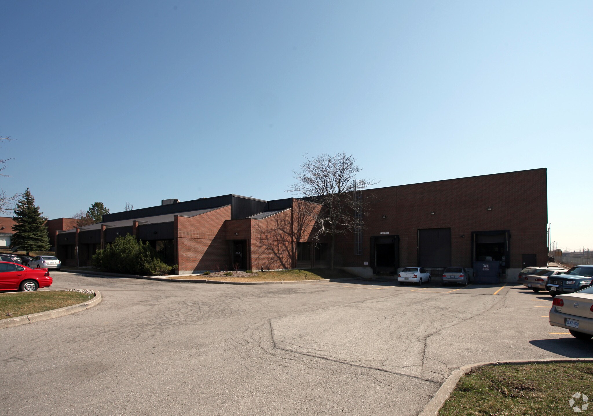 125 Nashdene Rd, Toronto, ON for lease Primary Photo- Image 1 of 3