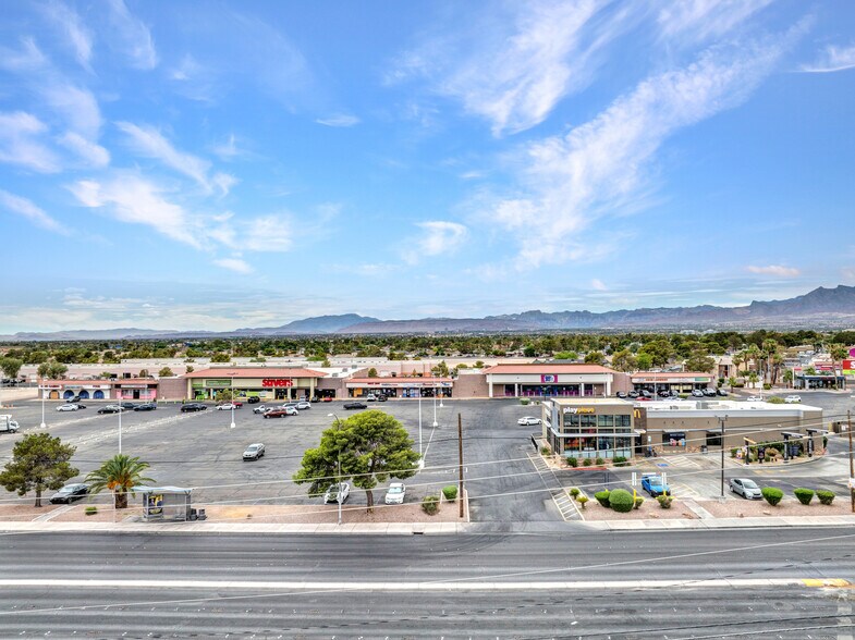 3131 N Rancho Dr, Las Vegas, NV à louer - Photo du bâtiment - Image 1 de 6