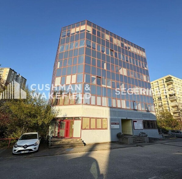 Office in Chalon-sur-Saône for sale - Building Photo - Image 1 of 9