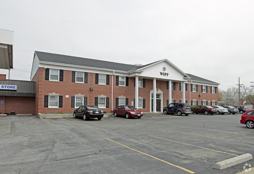 9120 W Hampton Ave, Milwaukee, WI for sale - Building Photo - Image 3 of 3