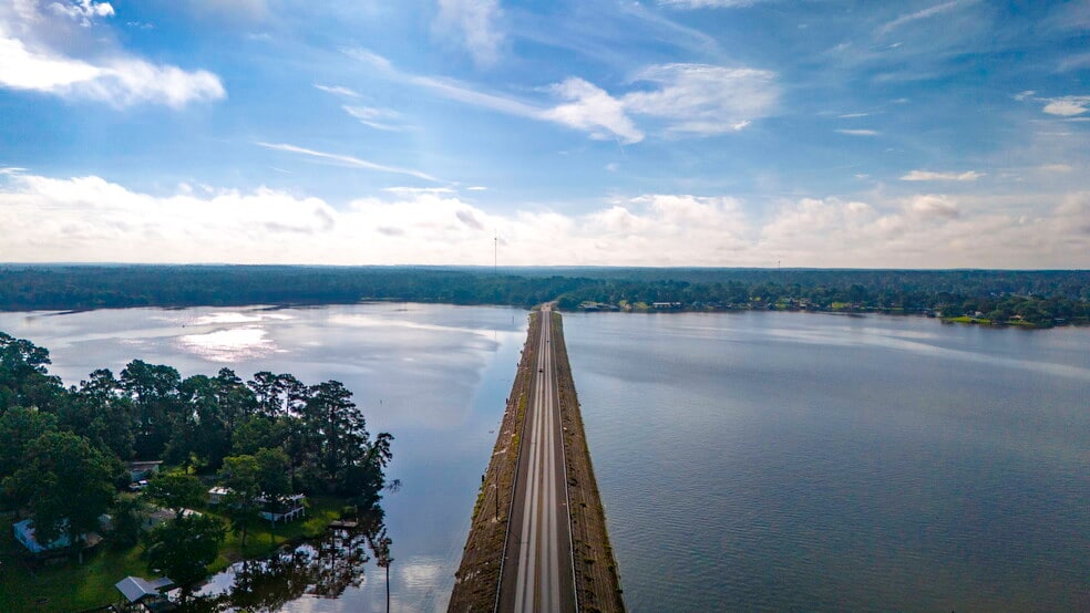 13050 U.S. 190 hwy, Onalaska, TX for sale - Building Photo - Image 2 of 36