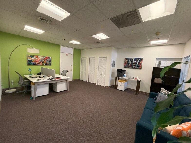 10 High St, Medford, MA for lease - Interior Photo - Image 3 of 18