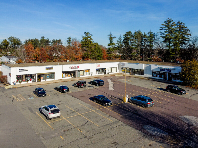 111 Plaistow Rd, Plaistow, NH à vendre - Photo du bâtiment - Image 1 de 1