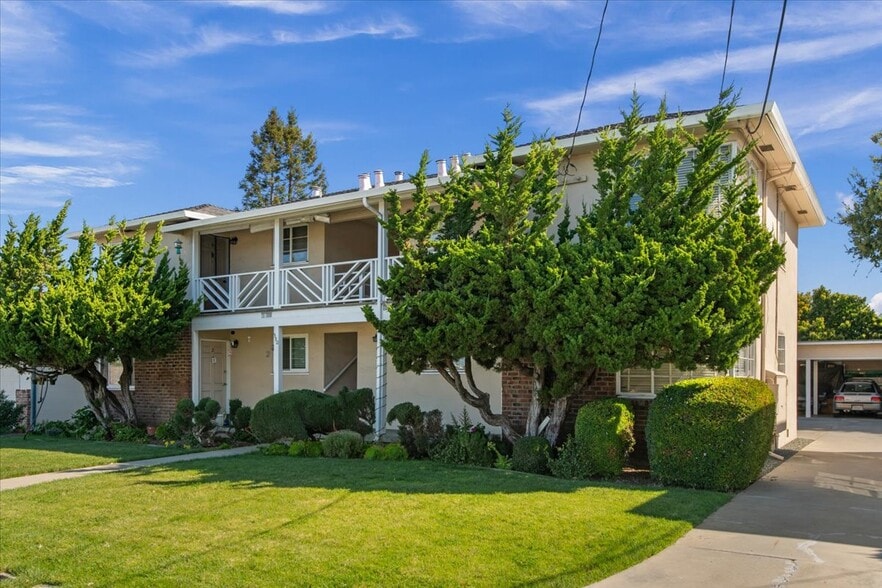 590 Macarthur Ave, San Jose, CA à vendre - Photo du bâtiment - Image 3 de 6