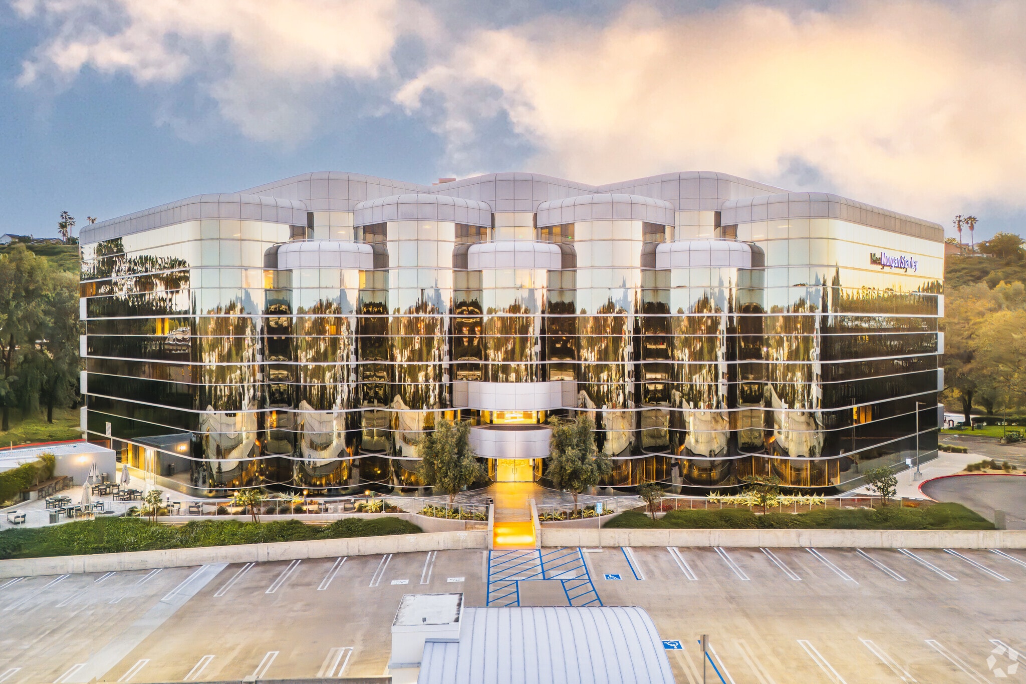 28202 Cabot Rd, Laguna Niguel, CA à louer Photo principale- Image 1 de 44