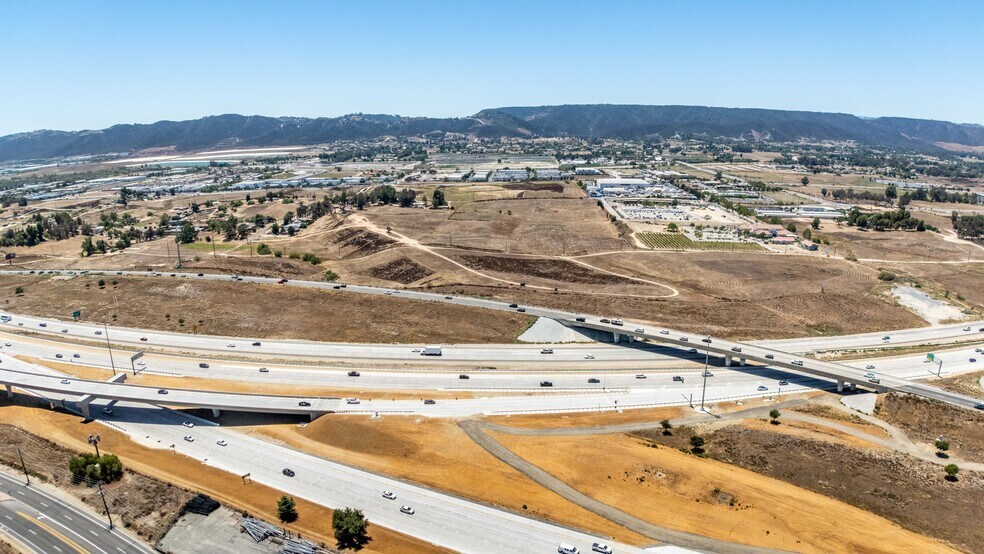 25860 Monroe Ave, Murrieta, CA à vendre - Aérien - Image 2 de 5