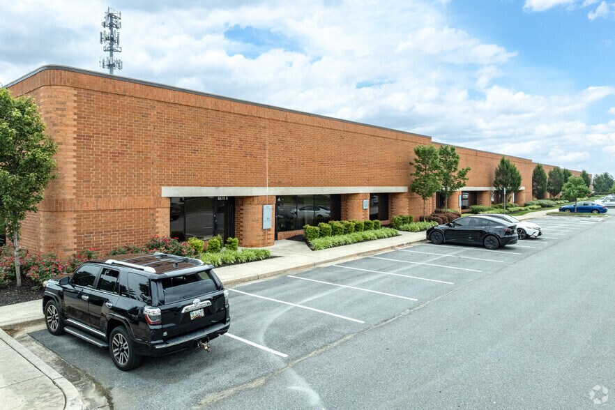 6679 Santa Barbara Rd, Elkridge, MD à louer - Photo du bâtiment - Image 3 de 4