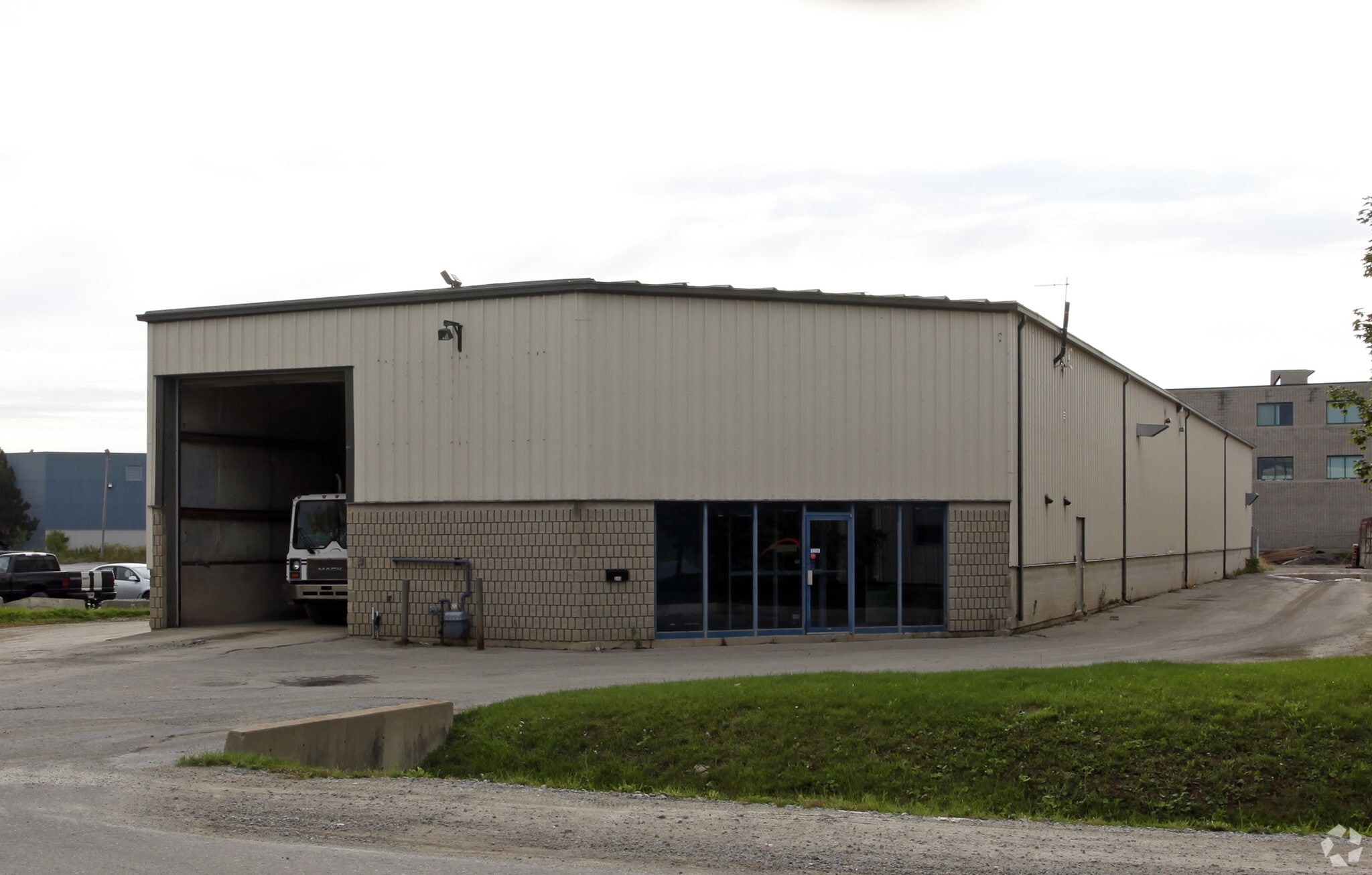 340 Market Dr, Milton, ON for sale Building Photo- Image 1 of 1