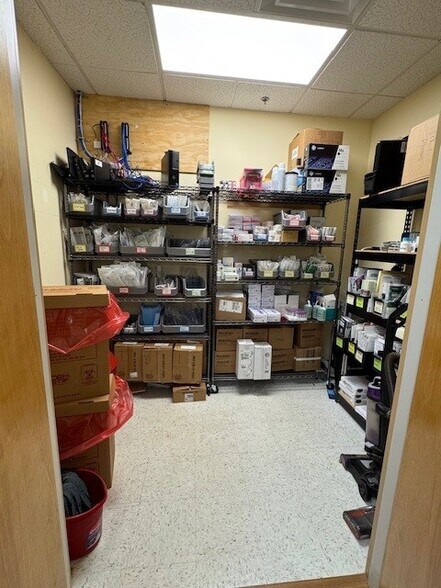 766 W Lincoln Hwy, Exton, PA à vendre - Photo du bâtiment - Image 3 de 21