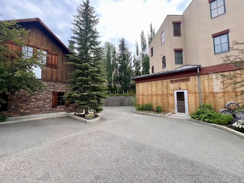 360 9th St E, Ketchum, ID for sale - Building Photo - Image 2 of 3