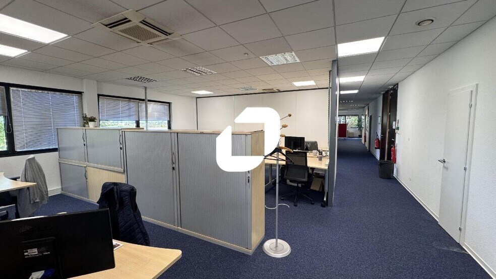 17 Rue Icare, Entzheim for lease - Building Photo - Image 3 of 11