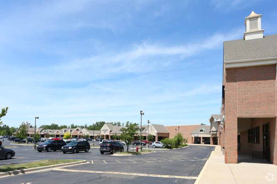 4755-4901 Haggerty Rd, West Bloomfield, MI for lease - Primary Photo - Image 1 of 11