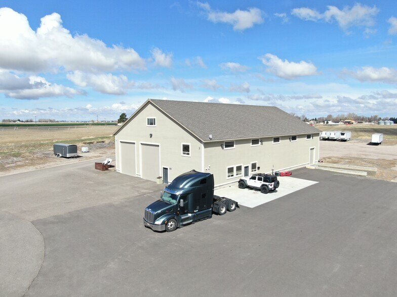 12820 Go Way Ave, Pocatello, ID à louer - Photo du bâtiment - Image 2 de 19