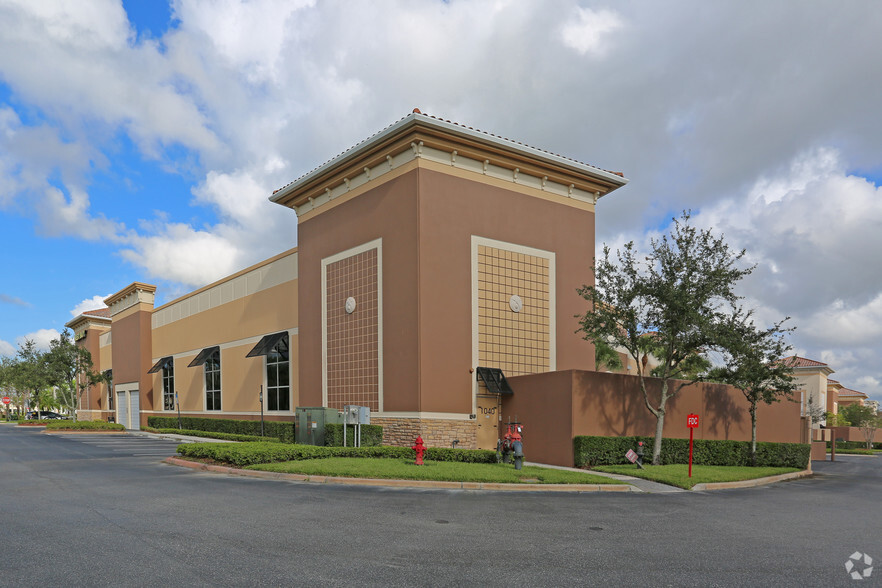 9960 Belvedere Rd, Royal Palm Beach, FL for lease - Building Photo - Image 3 of 4