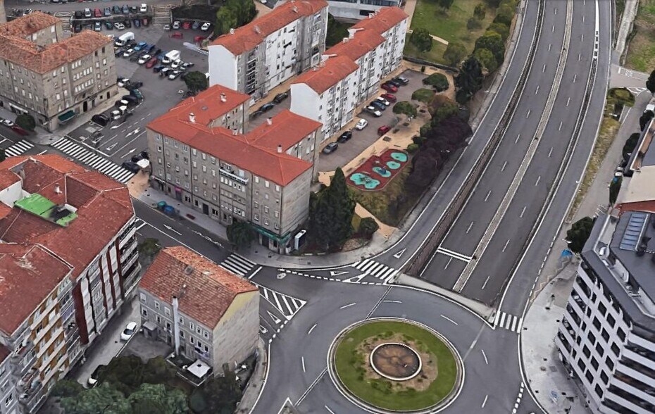 Rúa Ervedelo, 83, Ourense, Orense for sale - Aerial - Image 2 of 17