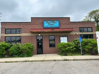 Plus de détails pour 6919 Grand River Rd, Brighton, MI - Bureau à vendre