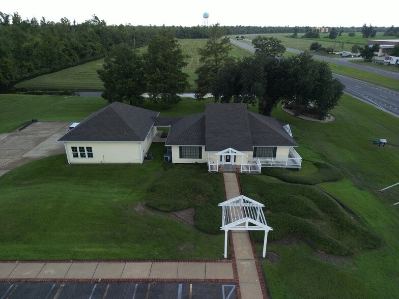 669 Belle Terre Blvd, La Place, LA for sale - Building Photo - Image 2 of 23