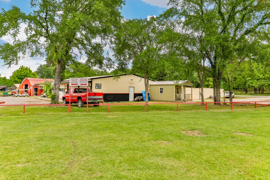 59 Shawnee Trl, Whitesboro, TX à vendre - Photo du bâtiment - Image 2 de 40