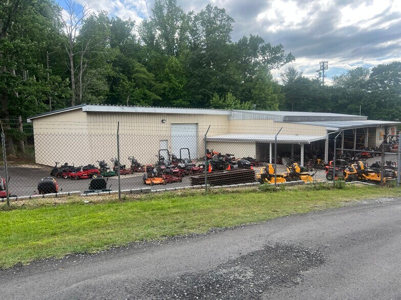 10190 Old Indian Head Rd, Upper Marlboro, MD à vendre - Photo du bâtiment - Image 2 de 32