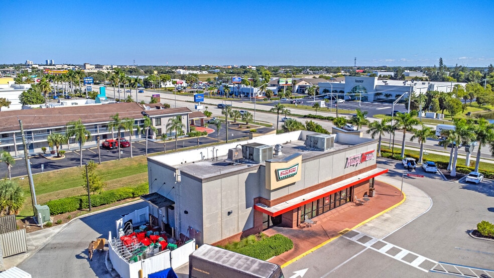 4904 S Cleveland Ave, Fort Myers, FL for sale - Building Photo - Image 2 of 6