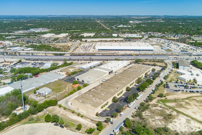 Plus de détails pour 11105-11119 Landmark 35 Dr, San Antonio, TX - Industriel à louer