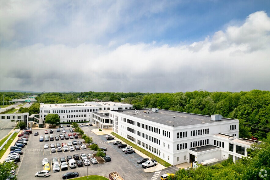 800 Prides Crossing, Newark, DE à louer - Aérien - Image 3 de 12