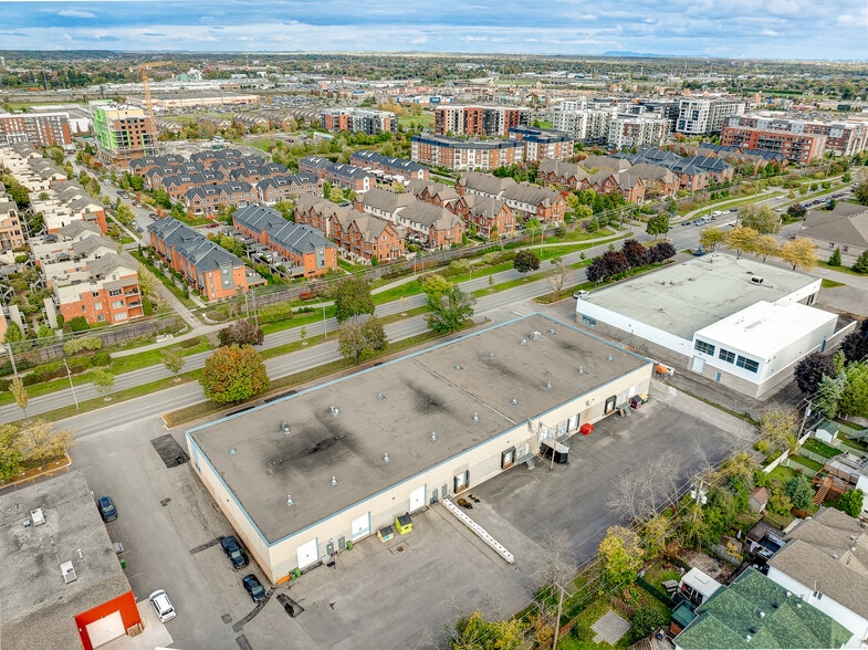 3515-3531 Boul de la Grande-Allée, Boisbriand, QC for lease - Building Photo - Image 3 of 10