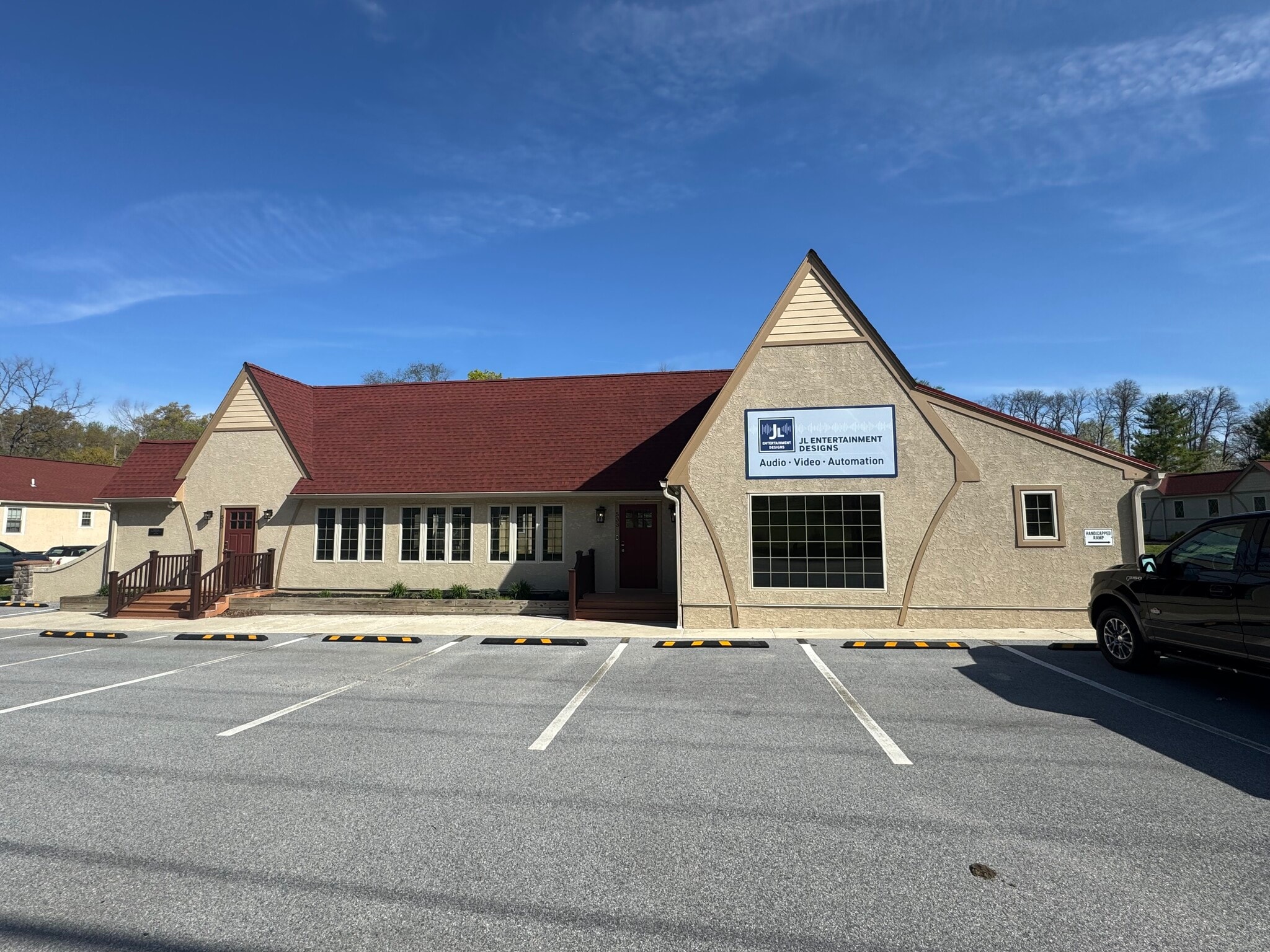 533 E Lincoln Hwy, Exton, PA for lease Building Photo- Image 1 of 1