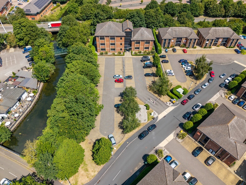 1 Queensbridge, Northampton for lease - Building Photo - Image 3 of 10