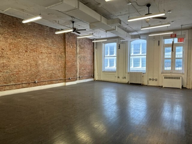 Plus de détails pour 552-556 Broadway, New York, NY - Bureau à louer
