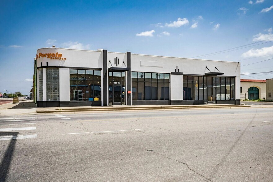 701 SE 10th Ave, Amarillo, TX à vendre - Photo du bâtiment - Image 3 de 21