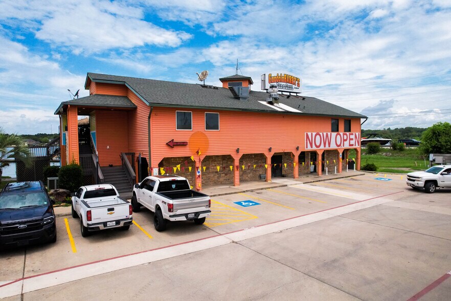 12947 Lake Conroe Hills Dr, Willis, TX à louer - Photo du bâtiment - Image 2 de 10