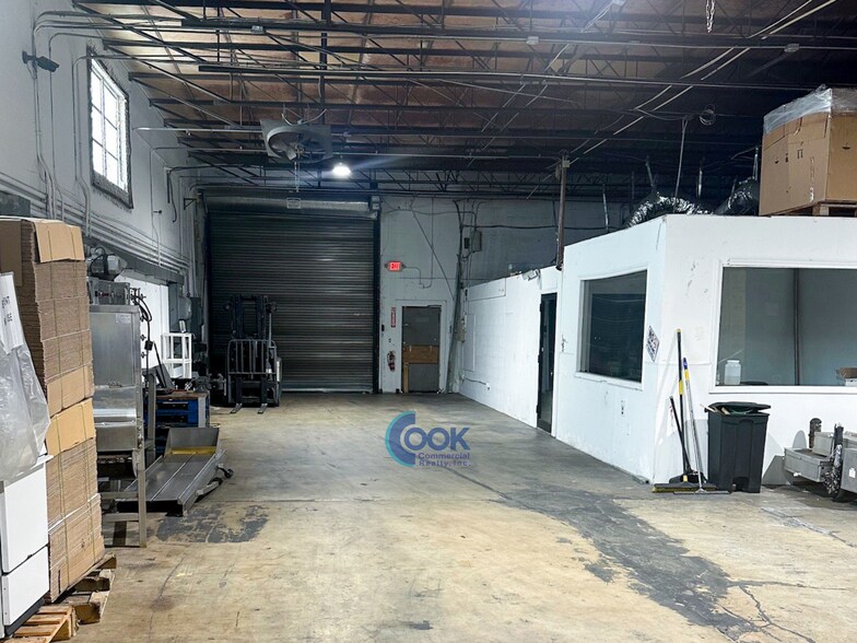 680 W 18th St, Hialeah, FL à louer - Photo du bâtiment - Image 3 de 6