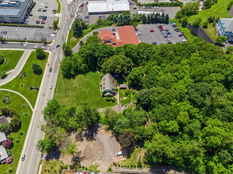 784 Valley rd, Clifton, NJ for sale - Aerial - Image 3 of 9