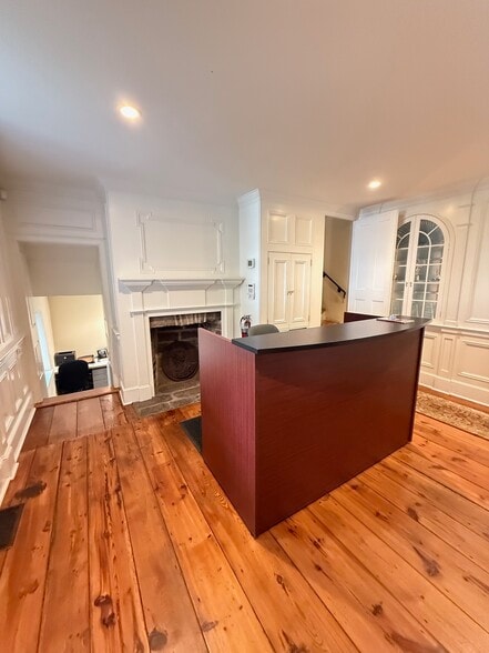 1107 Taylorsville Rd, Washington Crossing, PA à louer - Photo du bâtiment - Image 3 de 8